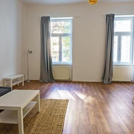 Vienna City Apartments 1090 Вена Экстерьер фото